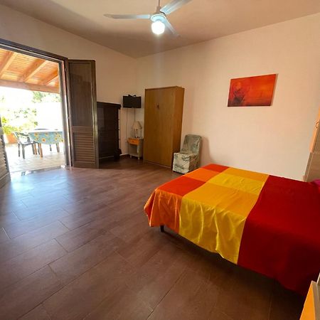 Villa Cucci Mono Luigi Casa Vacanze Торре-Лапилло Экстерьер фото